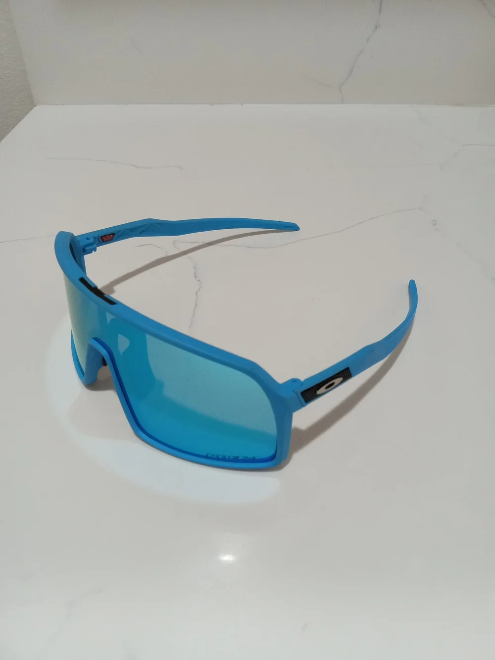 Oakley Men's Blue Mirrored Shield Sunglasses - Sport Swim Accessory